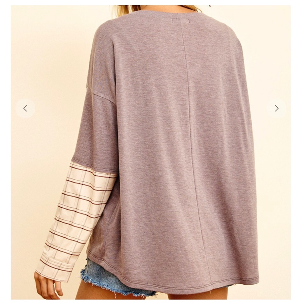#02 Favorite Color Block Sleeves Graphic Top - Picture 5 of 5